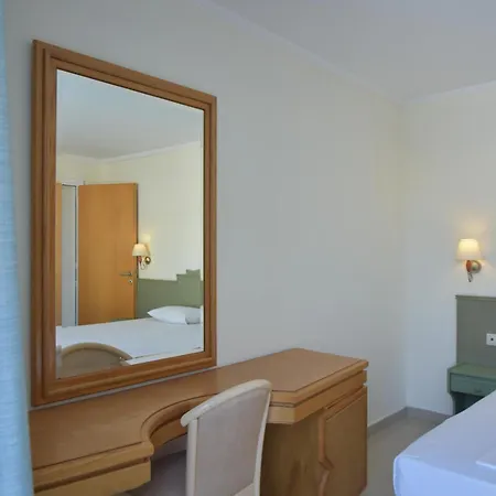 Bristol Sea View Apart-hotel