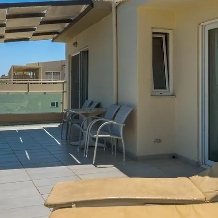 Bristol Sea View מלון דירות