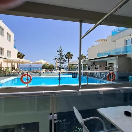 Aparthotel Bristol Sea View 2*