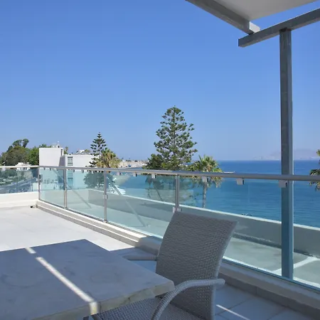 Bristol Sea View מלון דירות