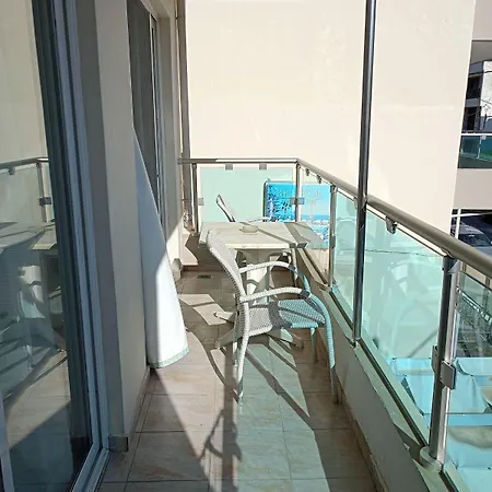 מלון דירות Bristol Sea View