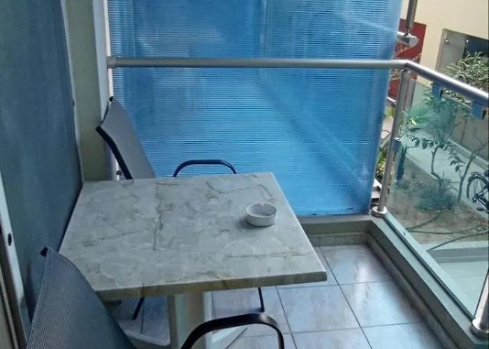 Bristol Sea View Ξενοδοχείο με διαμερίσματα 2*