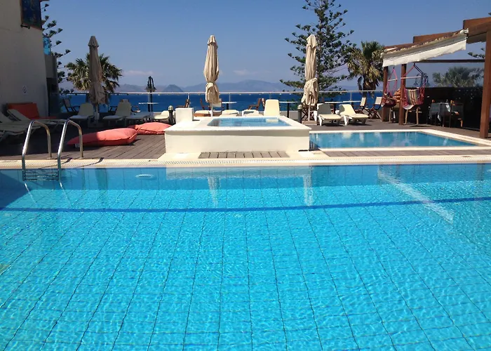 Hotel apartamentowy Bristol Sea View 2*