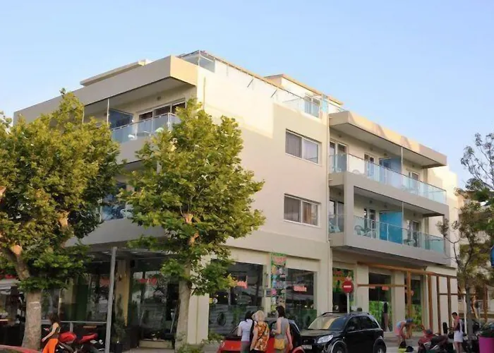 Bristol Sea View Aparthotel