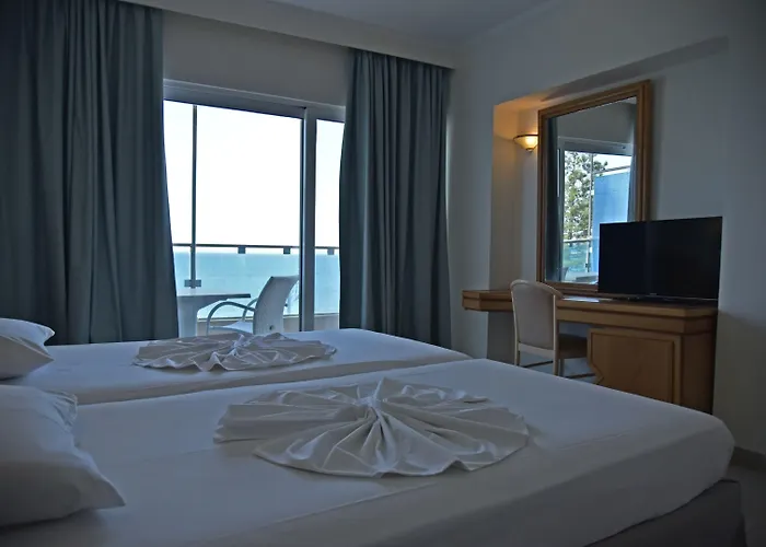 Bristol Sea View Hotel apartamentowy 2*