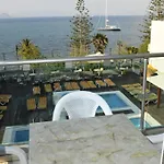Bristol Sea View アパートホテル