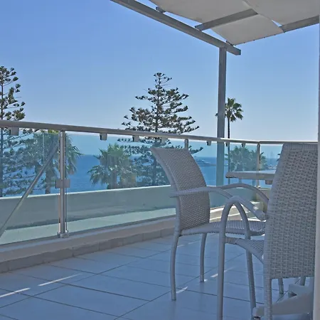 Aparthotel Bristol Sea View 2*