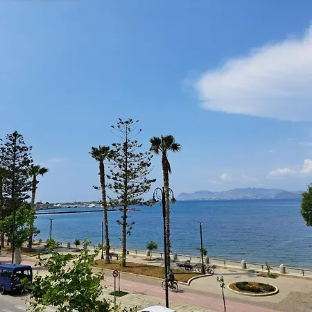 アパートホテル Bristol Sea View