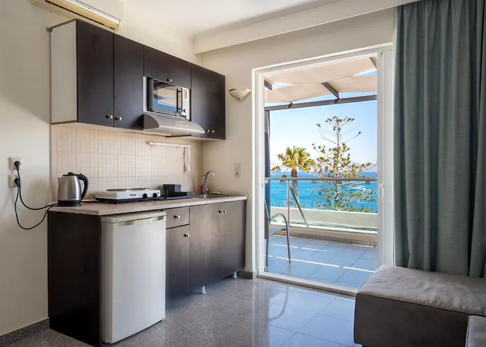 Apart Otel Bristol Sea View İstanköy